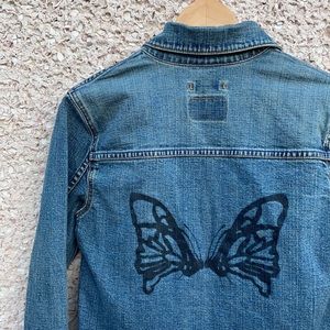 ❣️HOST PICK❣️ Vintage Levi’s Denim Butterfly Jacket